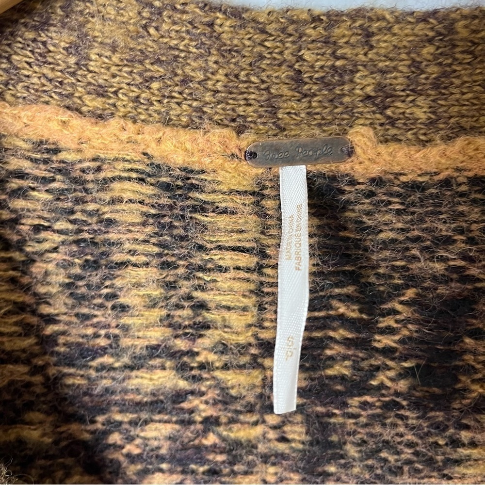 Free People Sepia Plaid Jacquard Oversized Cardigan Brown Size Small OB1530739 - Picture 8 of 10